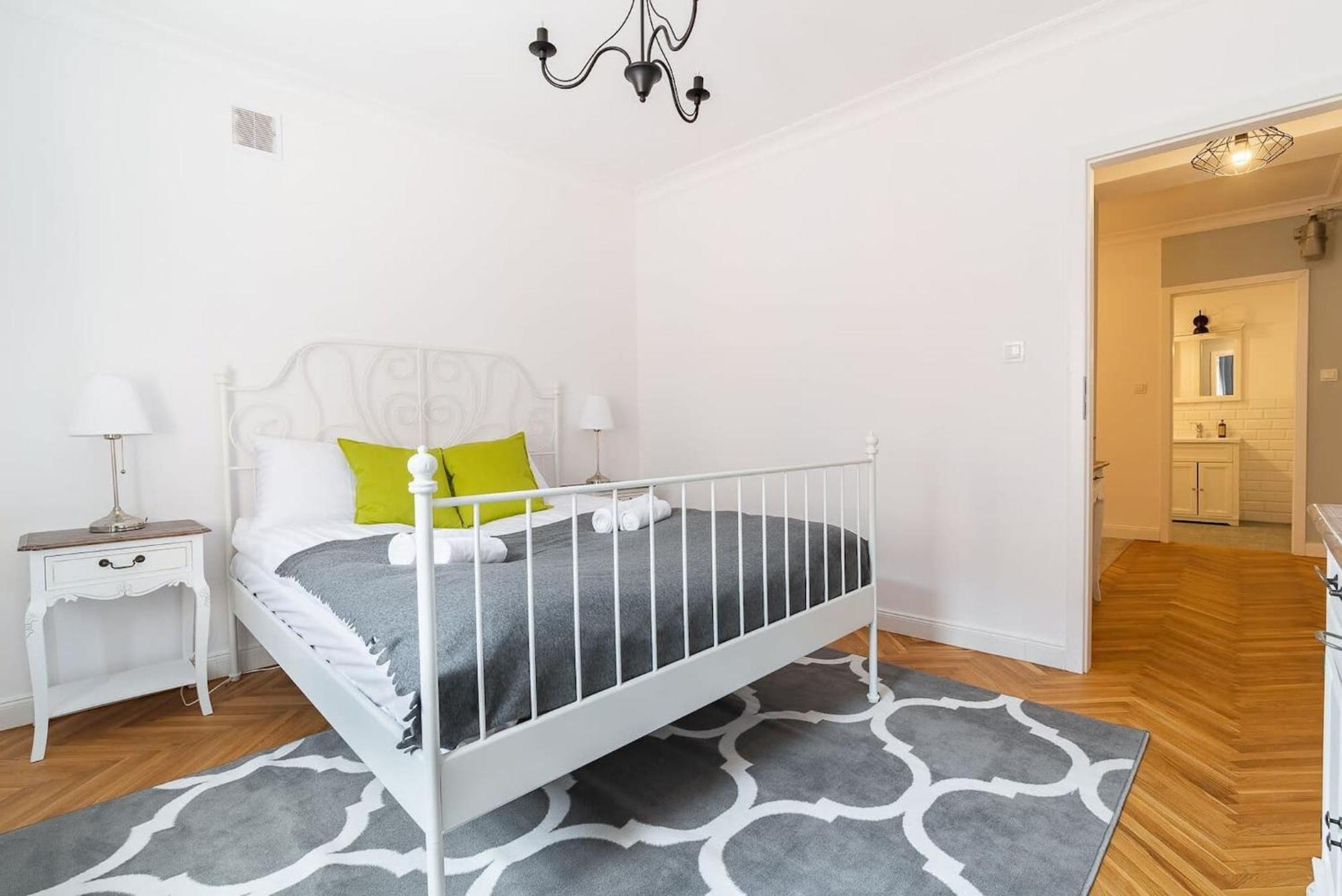 Senatorska 7 By Noclegi Renters Varşova Dış mekan fotoğraf