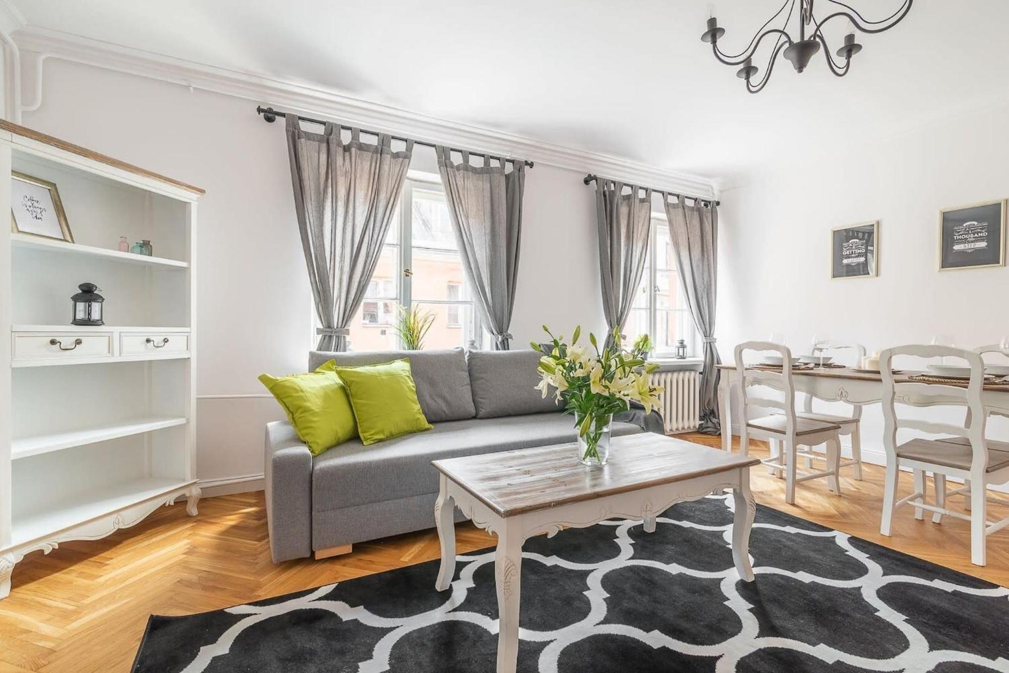 Senatorska 7 By Noclegi Renters Varşova Dış mekan fotoğraf